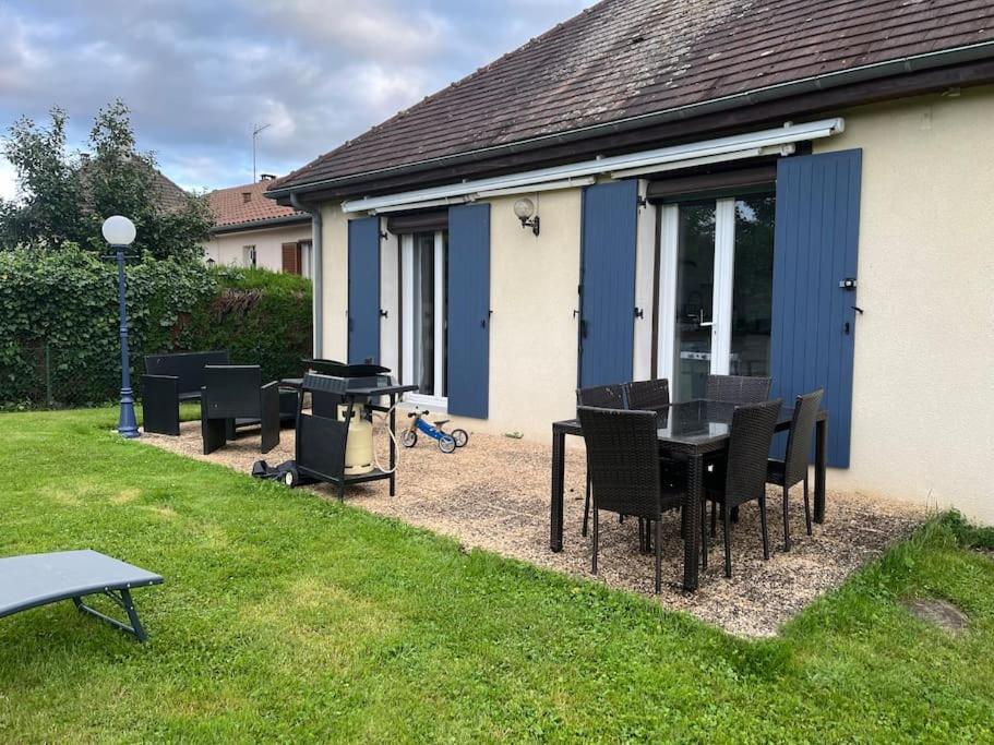 Charmante Maison De Ville Climatisee Avec Wifi Saint-Yrieix-la-Perche Exteriér fotografie